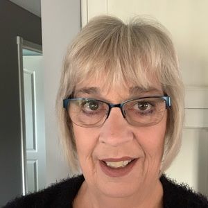 Meet your Posher, Lynda